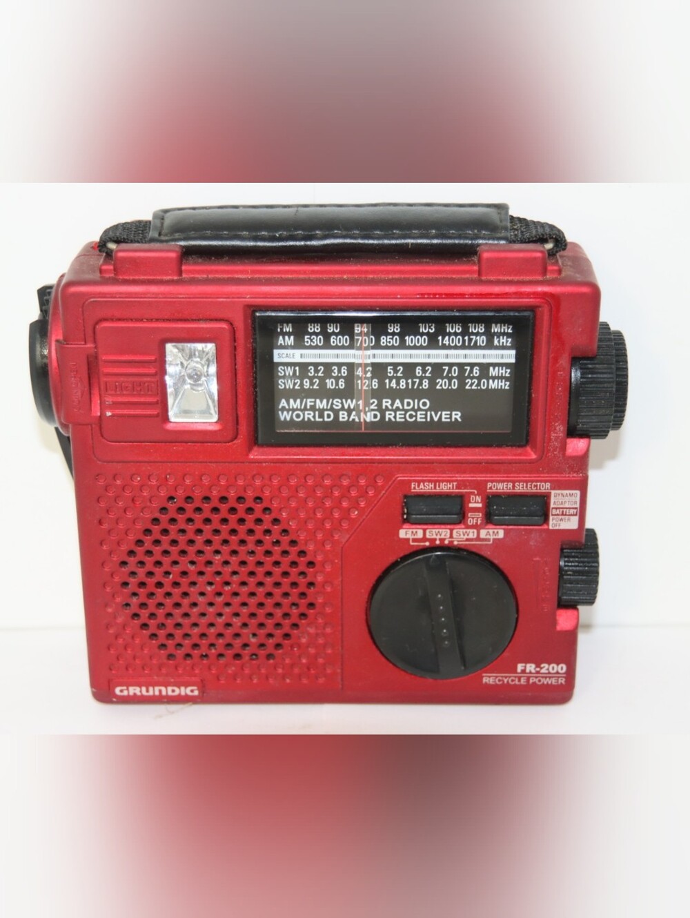 Grundig FR-200 Emergency Radio